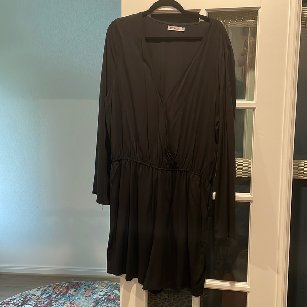 Just Fab romper with pockets